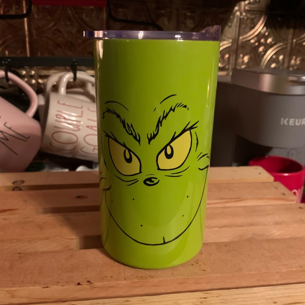 20 oz Grinch tumbler with handle